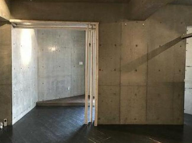 東京都港区南青山の居抜き賃貸オフィス物件(約15坪) ｜居抜きオフィス物件検索サイト【vivit-ビビット】（1）