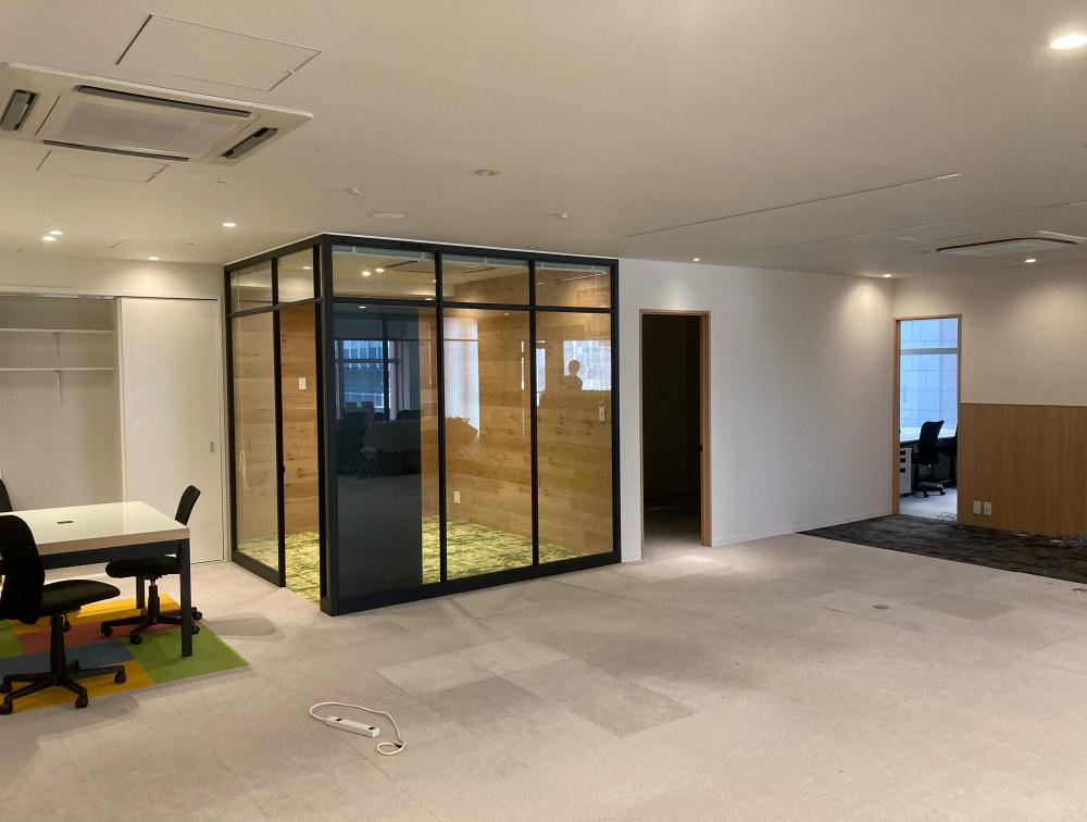 東京都中央区銀座の居抜き賃貸オフィス物件(約50坪) ｜居抜きオフィス物件検索サイト【vivit-ビビット】（1）