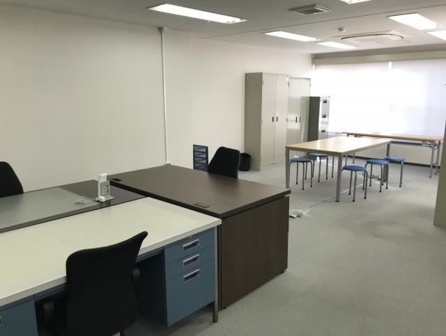 東京都千代田区麹町の居抜き賃貸オフィス物件(約15坪) ｜居抜きオフィス物件検索サイト【vivit-ビビット】（1）