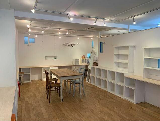 東京都港区南青山の居抜き賃貸オフィス物件(約10坪) ｜居抜きオフィス物件検索サイト【vivit-ビビット】（1）