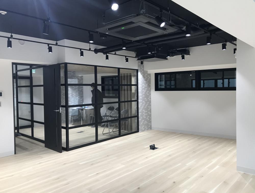 東京都中央区新川の居抜き賃貸オフィス物件(約20坪) ｜居抜きオフィス物件検索サイト【vivit-ビビット】（1）