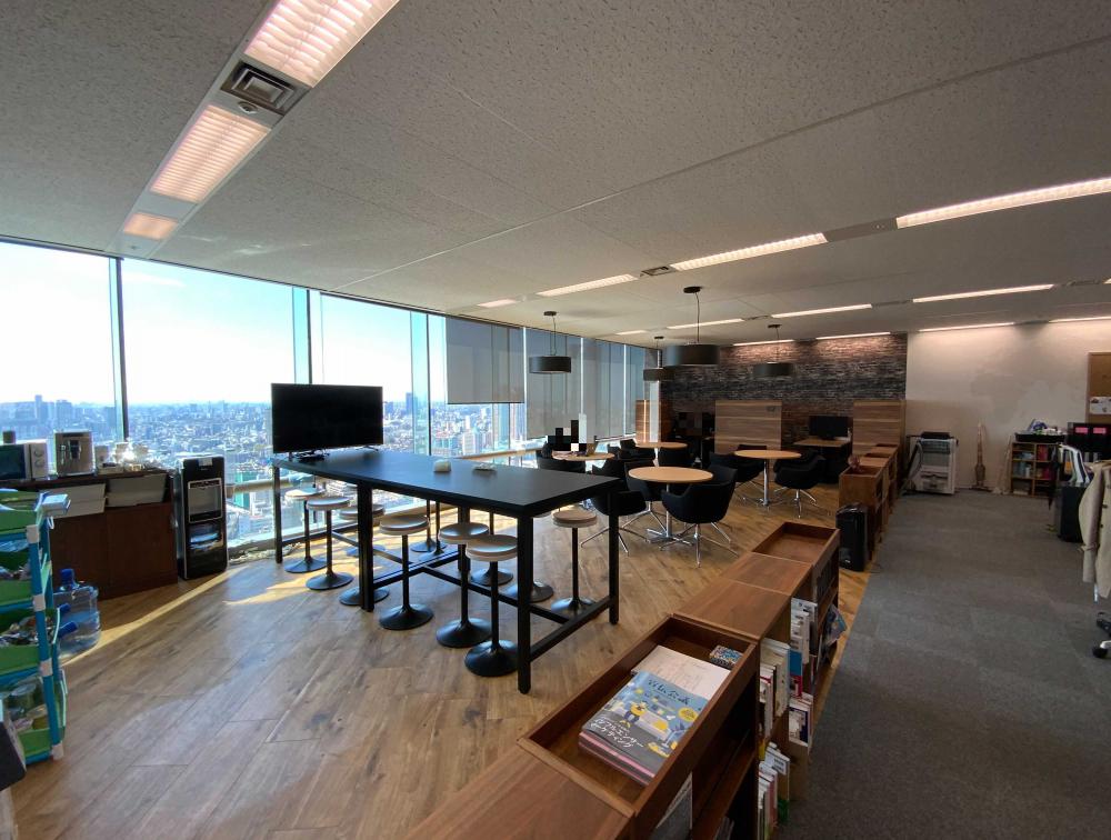 東京都港区六本木の居抜き賃貸オフィス物件(約120坪) ｜居抜きオフィス物件検索サイト【vivit-ビビット】（1）