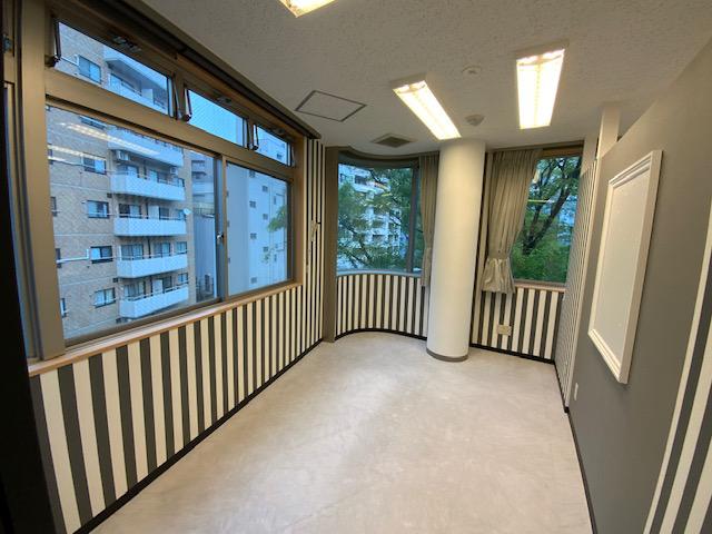 東京都渋谷区恵比寿の居抜き賃貸オフィス物件(約20坪) ｜居抜きオフィス物件検索サイト【vivit-ビビット】（1）