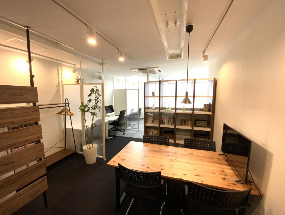 東京都千代田区神田佐久間町の居抜き賃貸オフィス物件(約15坪) ｜居抜きオフィス物件検索サイト【vivit-ビビット】（1）