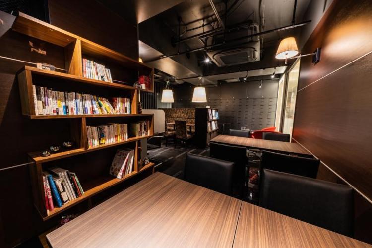 東京都港区南青山の居抜き賃貸オフィス物件(約50坪) ｜居抜きオフィス物件検索サイト【vivit-ビビット】（1）