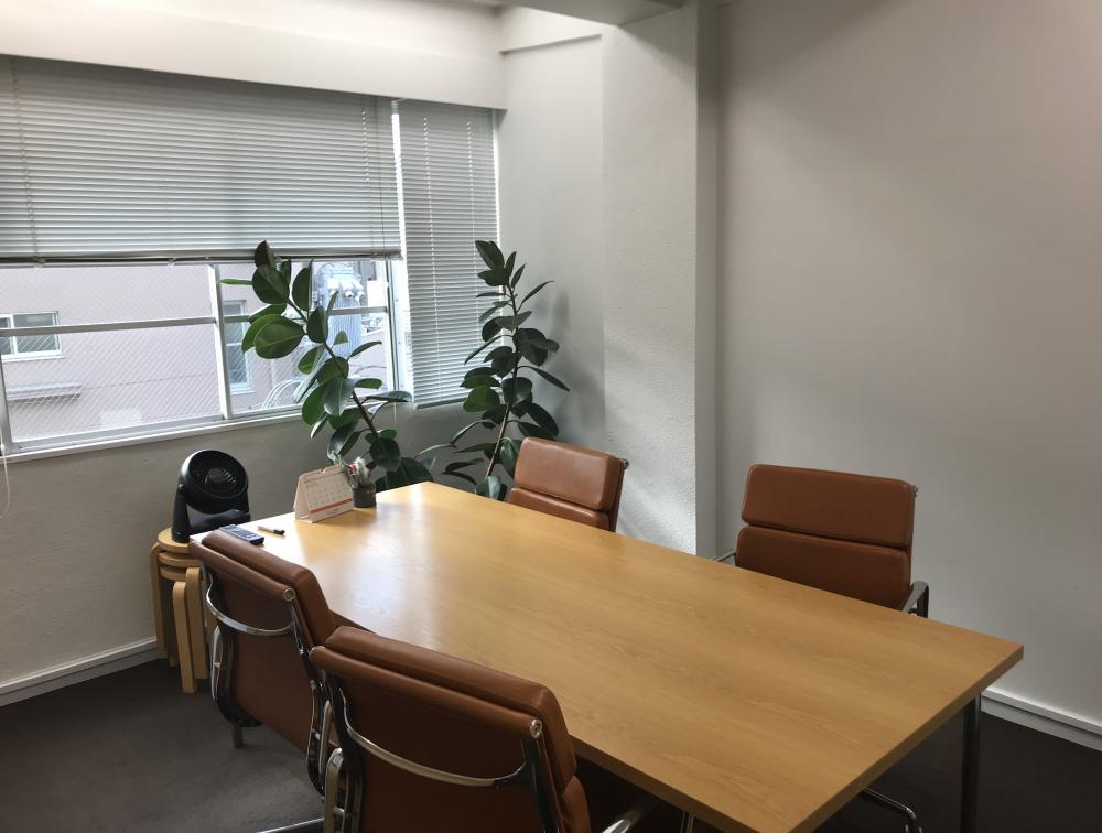 東京都港区東麻布の居抜き賃貸オフィス物件(約20坪) ｜居抜きオフィス物件検索サイト【vivit-ビビット】（1）