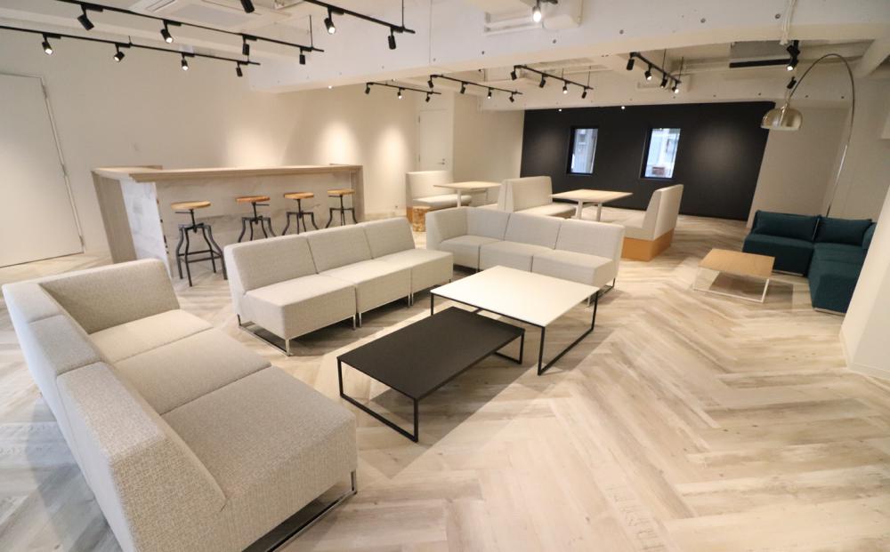 会議室付き！ 男女別トイレ！の居抜き賃貸オフィス物件(約90坪) ｜居抜きオフィス物件検索サイト【vivit-ビビット】（1）