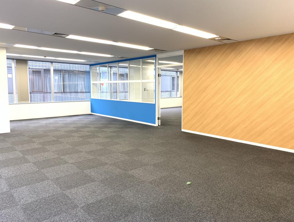 東京都中央区日本橋箱崎町の居抜き賃貸オフィス物件(約50坪) ｜居抜きオフィス物件検索サイト【vivit-ビビット】（1）