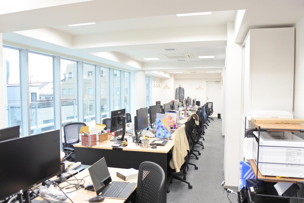 東京都港区西麻布の居抜き賃貸オフィス物件(約25坪) ｜居抜きオフィス物件検索サイト【vivit-ビビット】（1）