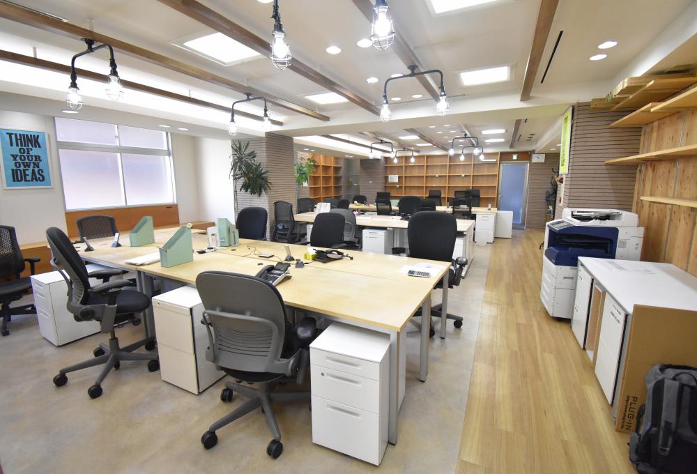 東京都千代田区六番町の居抜き賃貸オフィス物件(約90坪) ｜居抜きオフィス物件検索サイト【vivit-ビビット】（1）