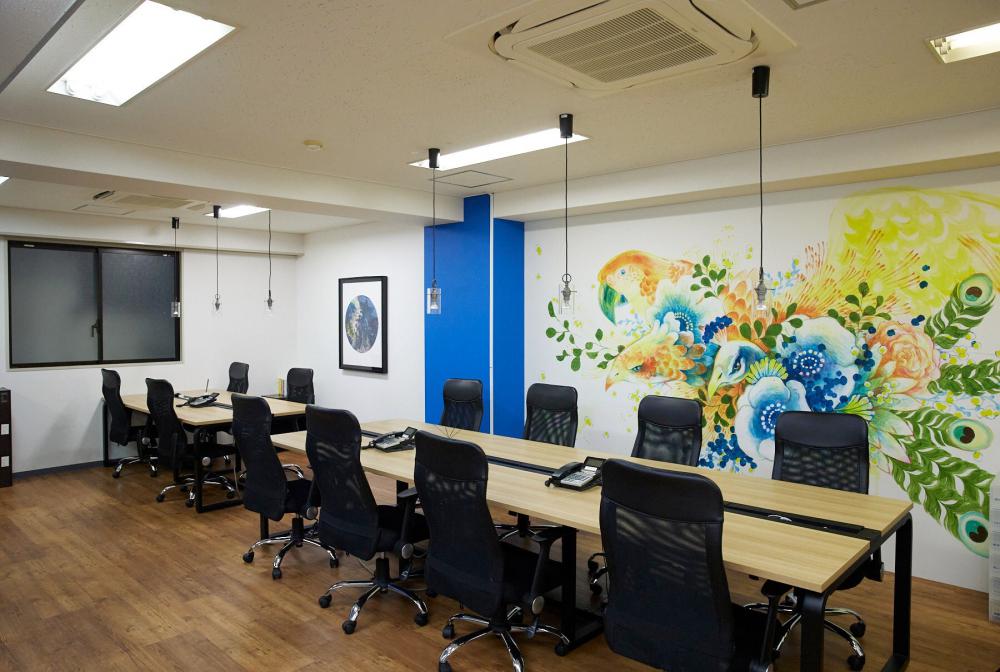 東京都新宿区新宿の居抜き賃貸オフィス物件(約35坪) ｜居抜きオフィス物件検索サイト【vivit-ビビット】（1）
