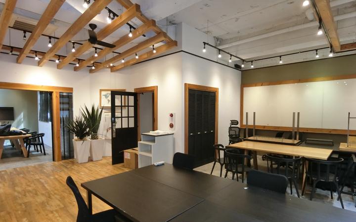 東京都港区南青山の居抜き賃貸オフィス物件(約30坪) ｜居抜きオフィス物件検索サイト【vivit-ビビット】（1）