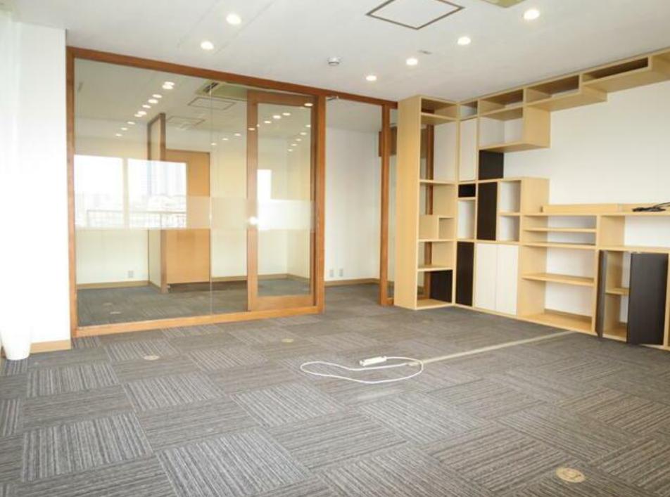 東京都新宿区左門町の居抜き賃貸オフィス物件(約20坪) ｜居抜きオフィス物件検索サイト【vivit-ビビット】（1）