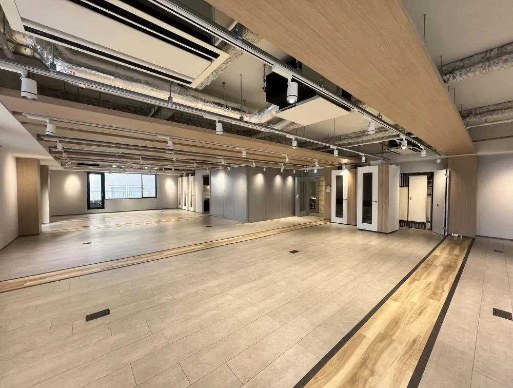 会議室付き！ 男女別トイレ！の居抜き賃貸オフィス物件(約105坪) ｜居抜きオフィス物件検索サイト【vivit-ビビット】（6）