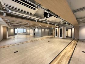 東京都港区三田の居抜き賃貸オフィス物件(約105坪) ｜居抜きオフィス物件検索サイト【vivit-ビビット】（サムネイル6）
