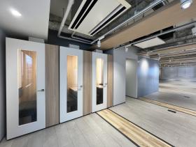 東京都港区三田の居抜き賃貸オフィス物件(約105坪) ｜居抜きオフィス物件検索サイト【vivit-ビビット】（サムネイル7）