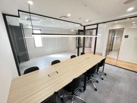 東京都文京区本郷の居抜き賃貸オフィス物件(約75坪) ｜居抜きオフィス物件検索サイト【vivit-ビビット】（サムネイル3）