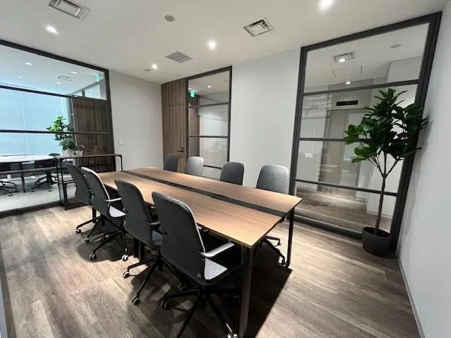 セキュリティーが高い！ 会議室付きの居抜き賃貸オフィス物件(約70坪) ｜居抜きオフィス物件検索サイト【vivit-ビビット】（3）