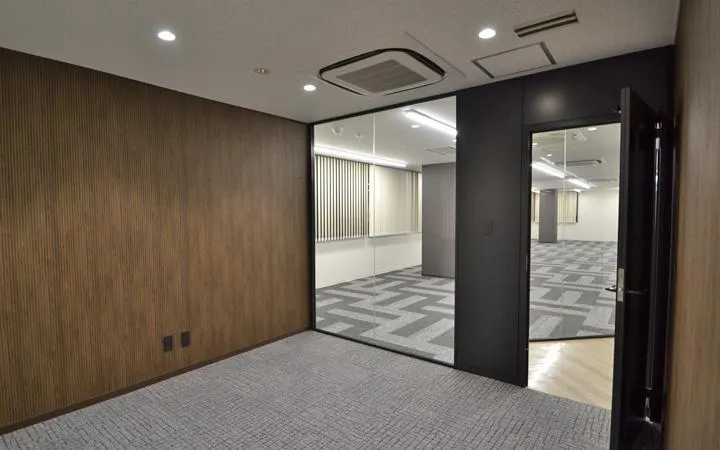 会議室2部屋 ハーフセットアップの居抜き賃貸オフィス物件(約60坪) ｜居抜きオフィス物件検索サイト【vivit-ビビット】（4）