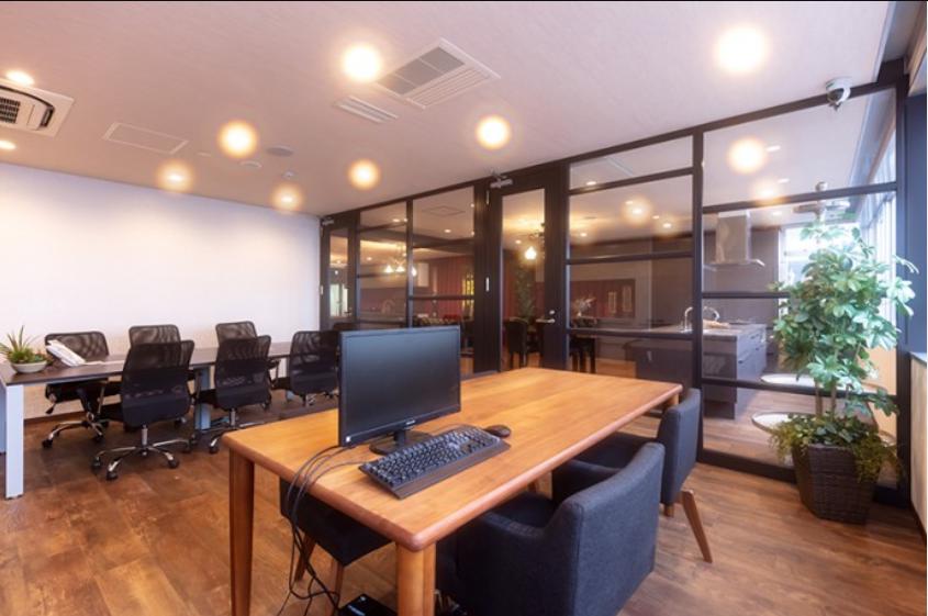 東京都世田谷区三軒茶屋の居抜き賃貸オフィス物件(約80坪) ｜居抜きオフィス物件検索サイト【vivit-ビビット】（1）