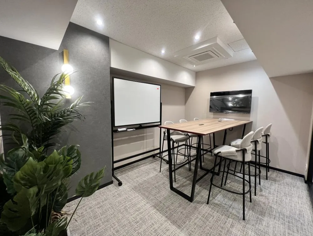 東京都新宿区西新宿の居抜き賃貸オフィス物件(約55坪) ｜居抜きオフィス物件検索サイト【vivit-ビビット】（6）