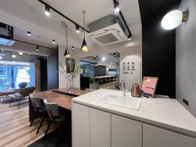 東京都新宿区西新宿の居抜き賃貸オフィス物件(約55坪) ｜居抜きオフィス物件検索サイト【vivit-ビビット】（サムネイル9）