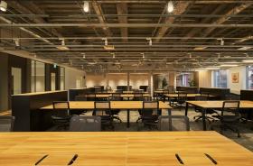 東京都新宿区西新宿の居抜き賃貸オフィス物件(約125坪) ｜居抜きオフィス物件検索サイト【vivit-ビビット】（サムネイル4）
