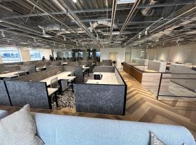 東京都新宿区西新宿の居抜き賃貸オフィス物件(約125坪) ｜居抜きオフィス物件検索サイト【vivit-ビビット】（サムネイル9）
