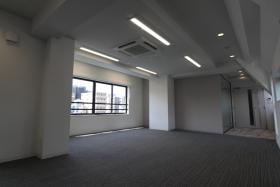 東京都千代田区東神田の居抜き賃貸オフィス物件(約30坪) ｜居抜きオフィス物件検索サイト【vivit-ビビット】（サムネイル5）