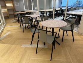 東京都千代田区神田須田町の居抜き賃貸オフィス物件(約45坪) ｜居抜きオフィス物件検索サイト【vivit-ビビット】（サムネイル4）