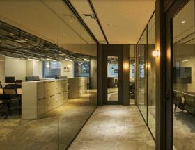 東京都新宿区西新宿の居抜き賃貸オフィス物件(約60坪) ｜居抜きオフィス物件検索サイト【vivit-ビビット】（サムネイル1）