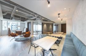 会議室付き！ デザイナーズ物件！の居抜き賃貸オフィス物件(約110坪) ｜居抜きオフィス物件検索サイト【vivit-ビビット】（サムネイル3）