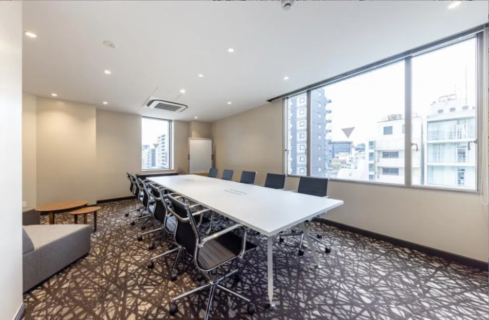 会議室付き！ デザイナーズ物件！の居抜き賃貸オフィス物件(約110坪) ｜居抜きオフィス物件検索サイト【vivit-ビビット】（5）