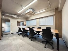 内装・什器付き フルセットアップオフィスの居抜き賃貸オフィス物件(約15坪) ｜居抜きオフィス物件検索サイト【vivit-ビビット】（サムネイル1）