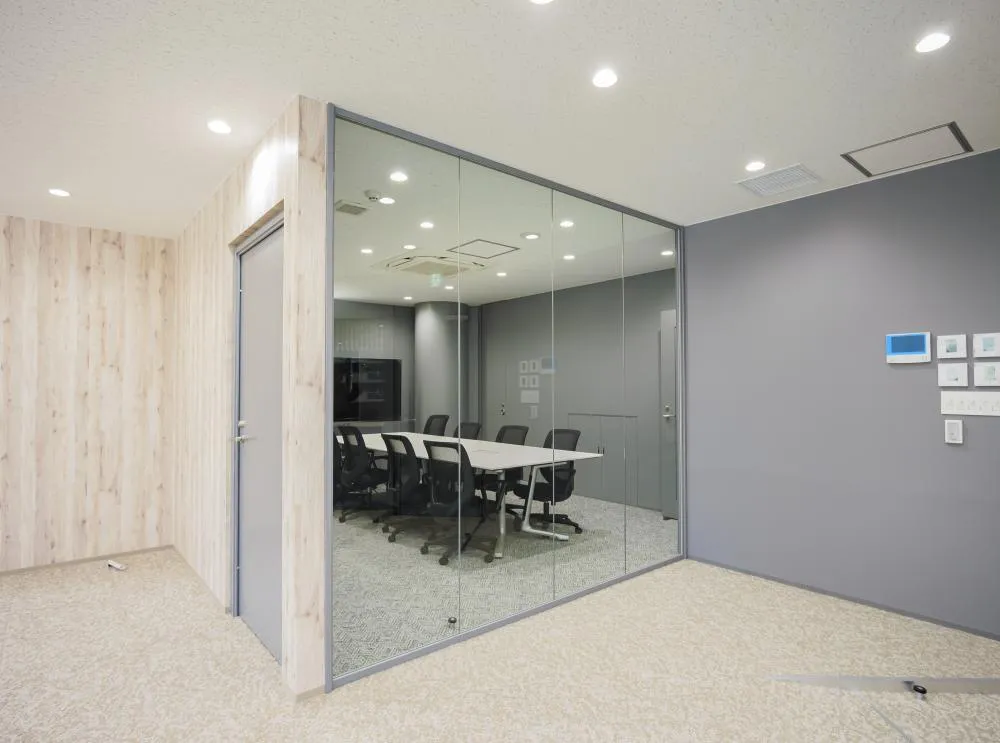 JR目黒駅セットアップ物件 明るい貸室の居抜き賃貸オフィス物件(約45坪) ｜居抜きオフィス物件検索サイト【vivit-ビビット】（7）