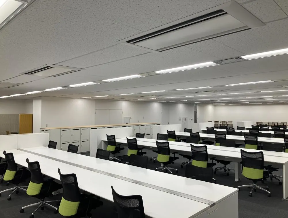敷金0可能！ 駅チカ高アクセスの居抜き賃貸オフィス物件(約120坪) ｜居抜きオフィス物件検索サイト【vivit-ビビット】（1）