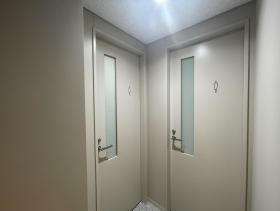 築2年のデザイナーズオフィス 木の温かみを感じるの居抜き賃貸オフィス物件(約30坪) ｜居抜きオフィス物件検索サイト【vivit-ビビット】（サムネイル8）