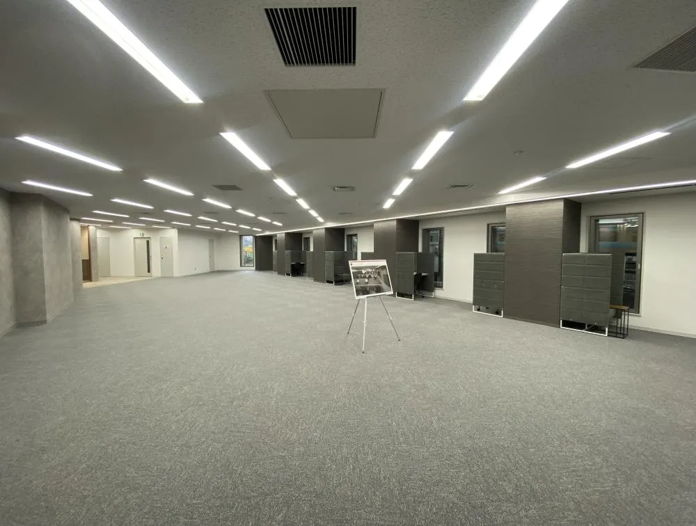 ミーティングスペース充実 イタリア街に面するの居抜き賃貸オフィス物件(約110坪) ｜居抜きオフィス物件検索サイト【vivit-ビビット】（8）