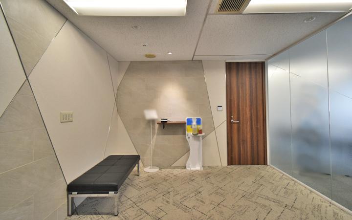 会議室付き 綺麗な居抜きの居抜き賃貸オフィス物件(約190坪) ｜居抜きオフィス物件検索サイト【vivit-ビビット】（1）