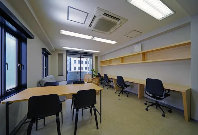 清掃・水光熱費含む 入退去が柔軟の居抜き賃貸オフィス物件(約10坪) ｜居抜きオフィス物件検索サイト【vivit-ビビット】（5）