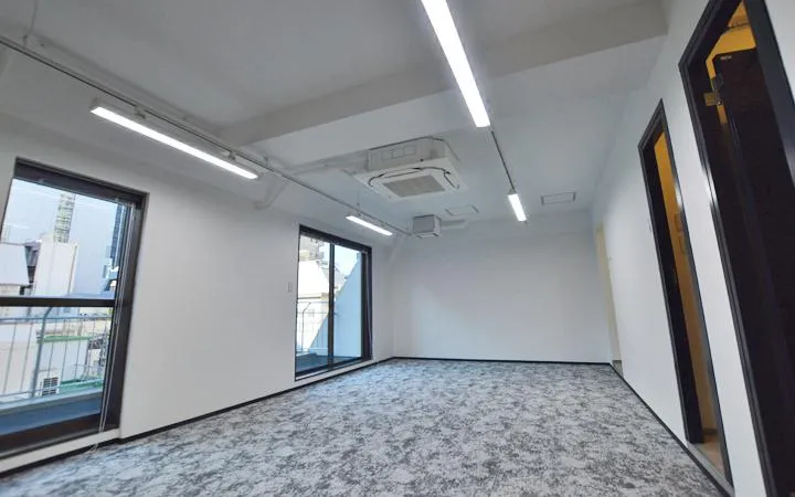 秋葉原駅　徒歩3分！ 駅チカのセットアップオフィス！の居抜き賃貸オフィス物件(約20坪) ｜居抜きオフィス物件検索サイト【vivit-ビビット】（6）
