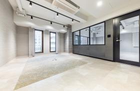 会議室付き！ おしゃれ物件！の居抜き賃貸オフィス物件(約35坪) ｜居抜きオフィス物件検索サイト【vivit-ビビット】（サムネイル1）