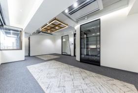 会議室造作済み！ デザイナーズ物件！の居抜き賃貸オフィス物件(約15坪) ｜居抜きオフィス物件検索サイト【vivit-ビビット】（サムネイル4）