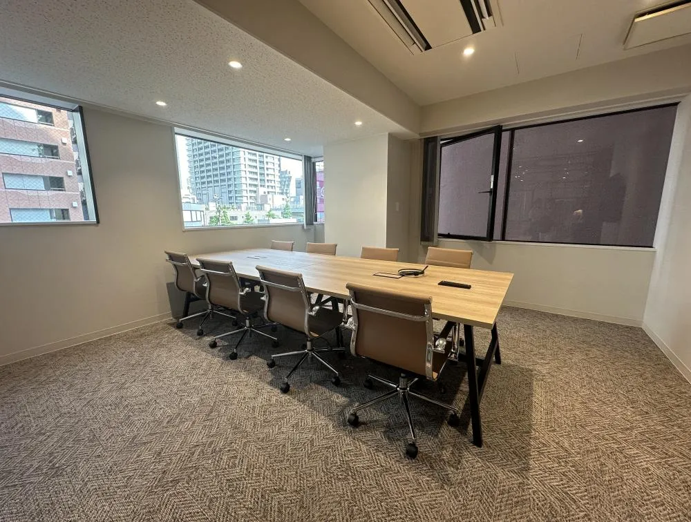 洗練されたデザイン 弊社限定の居抜き賃貸オフィス物件(約60坪) ｜居抜きオフィス物件検索サイト【vivit-ビビット】（10）
