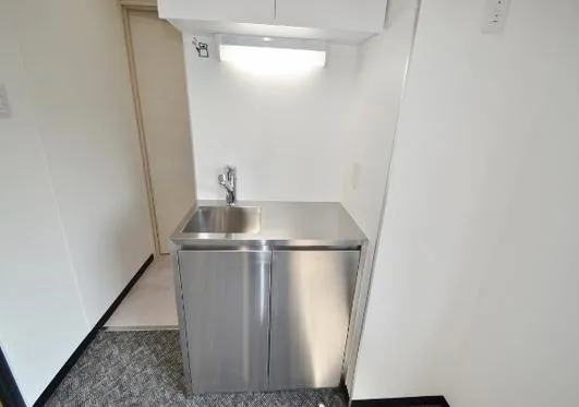 会議室1部屋 外観もリニューアル済の居抜き賃貸オフィス物件(約20坪) ｜居抜きオフィス物件検索サイト【vivit-ビビット】（7）