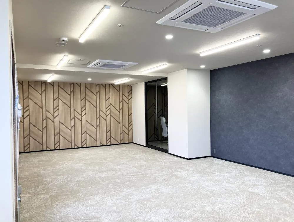 地下に共用会議室あり 茅場町徒歩4分の居抜き賃貸オフィス物件(約30坪) ｜居抜きオフィス物件検索サイト【vivit-ビビット】（3）