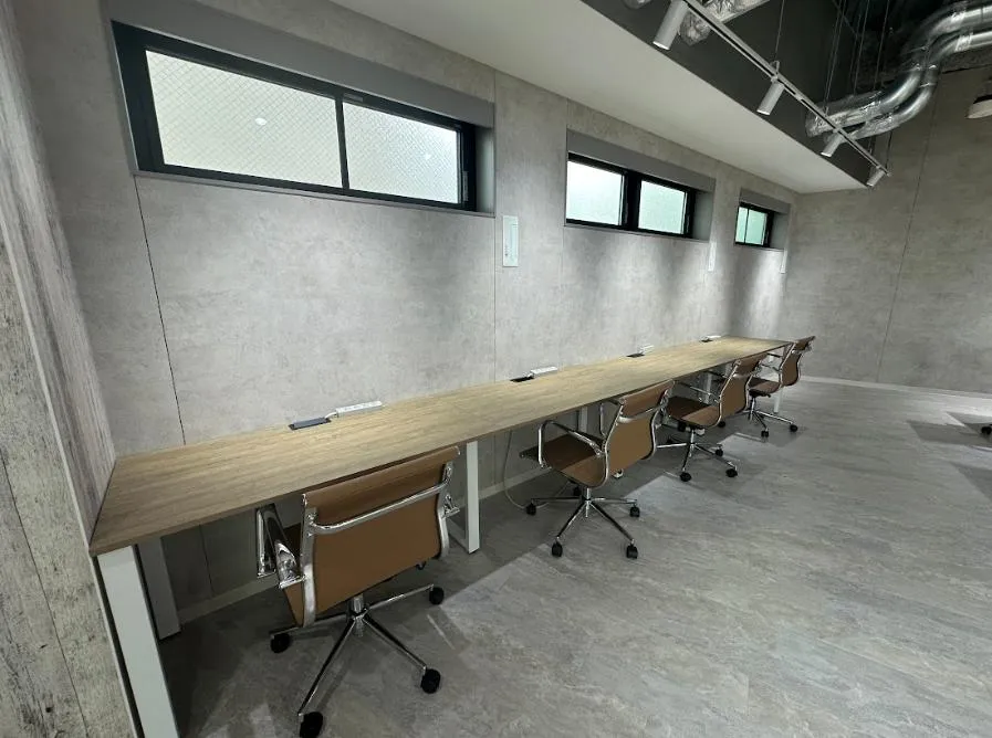会議室1室 室外トイレの居抜き賃貸オフィス物件(約45坪) ｜居抜きオフィス物件検索サイト【vivit-ビビット】（10）