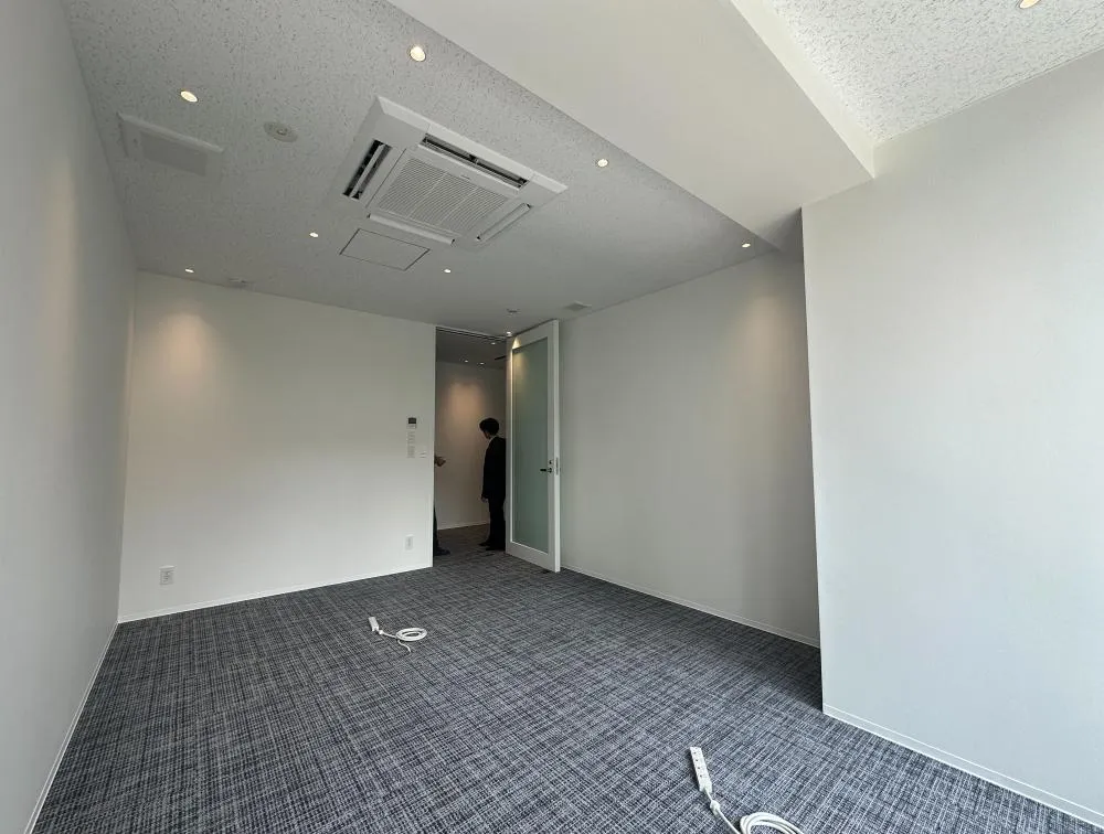 新築物件！ 会議室設置済み！の居抜き賃貸オフィス物件(約45坪) ｜居抜きオフィス物件検索サイト【vivit-ビビット】（6）