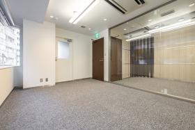 会議室2室！ 市ヶ谷エリアセットアップ物件！の居抜き賃貸オフィス物件(約45坪) ｜居抜きオフィス物件検索サイト【vivit-ビビット】（サムネイル3）