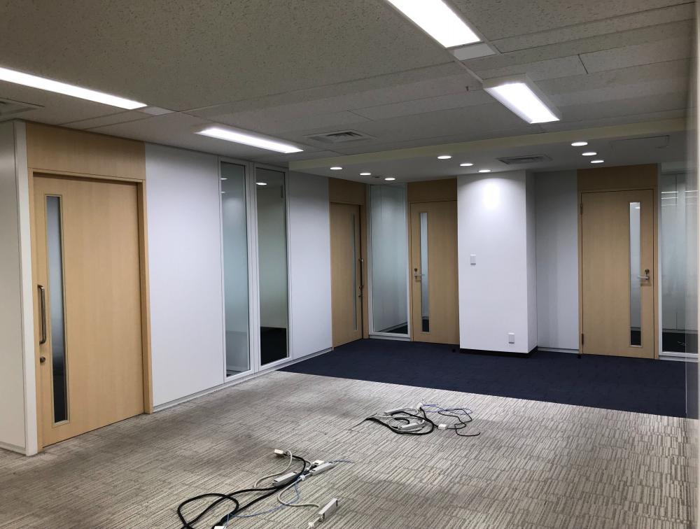 東京都港区虎ノ門の居抜き賃貸オフィス物件(約105坪) ｜居抜きオフィス物件検索サイト【vivit-ビビット】（1）